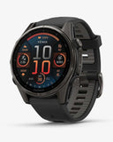 Garmin Fenix ​​8 AMOLED Saphir 43 mm Titan Carbon Grau Schwarzes Armband