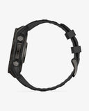 Garmin Fenix ​​8 AMOLED Saphir 47 mm Titan Carbon Grau Schwarzes Armband
