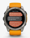 Garmin Fenix ​​8 AMOLED Saphir 51 mm Titan Silber Orange Armband