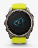 Garmin Fenix ​​8 Sapphire Solar 51 mm Titangrau Gelbes Armband