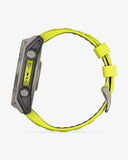 Garmin Fenix ​​8 Sapphire Solar 51 mm Titangrau Gelbes Armband